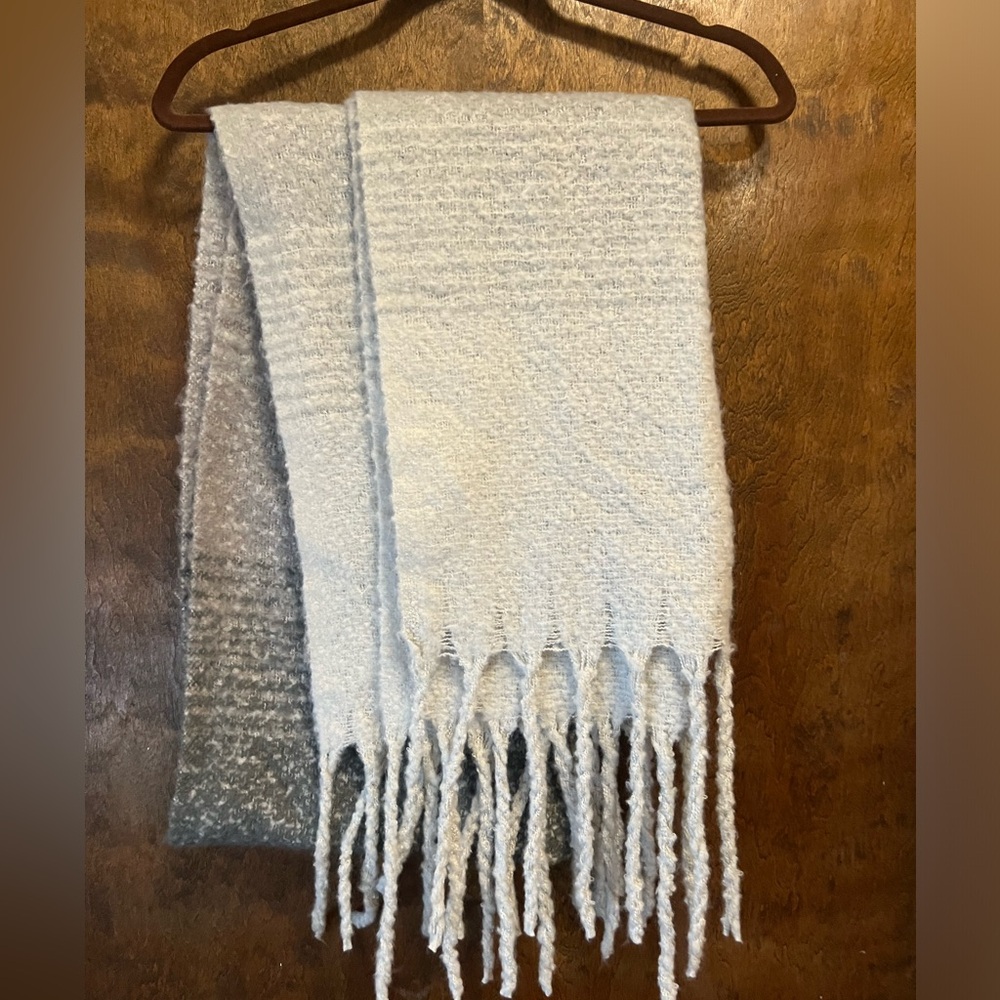 NWOT shawl/scarf